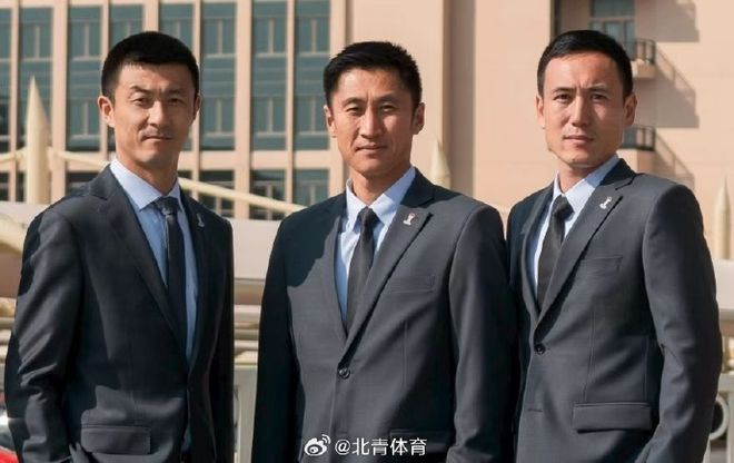 唐斯续约僵局:4年2.72亿面前,冠军中锋要低头吗