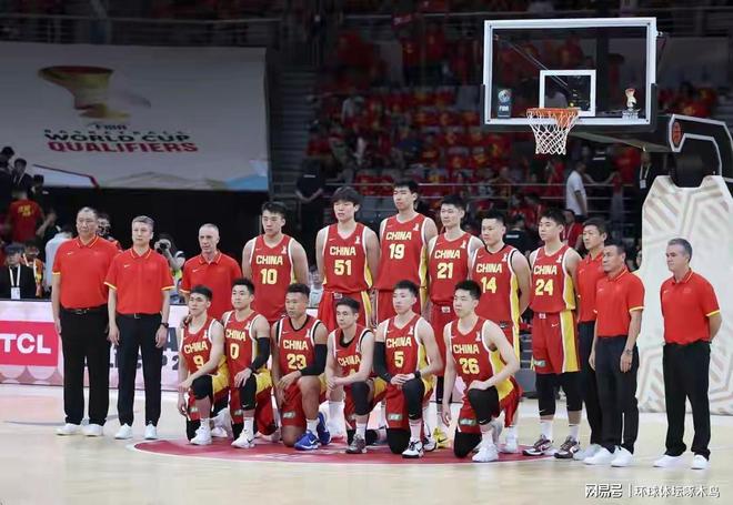 卡里克狂喜！曼联天赐良机！苦等 17 年终迎金球巨星