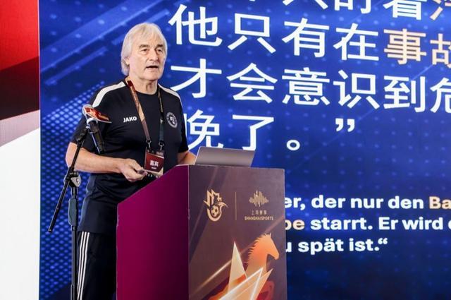 官方:曾凡博、贺希宁、王浩然增补加入中国男篮短训营