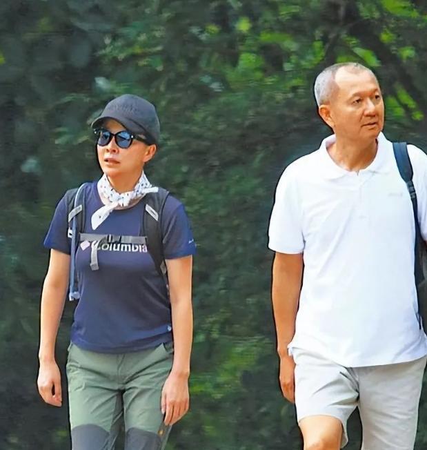 大批朝鲜女工赴浙江打工,满心忐忑出国,一年后返乡全村都看懵了