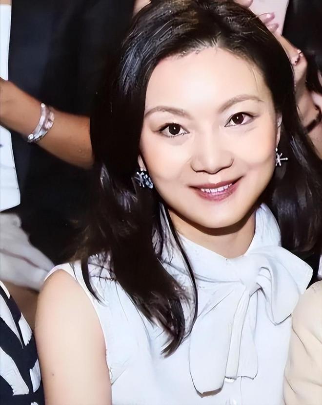 “200万粉丝女主播被控诈骗2500万”:两边各说各理,到底怎么判