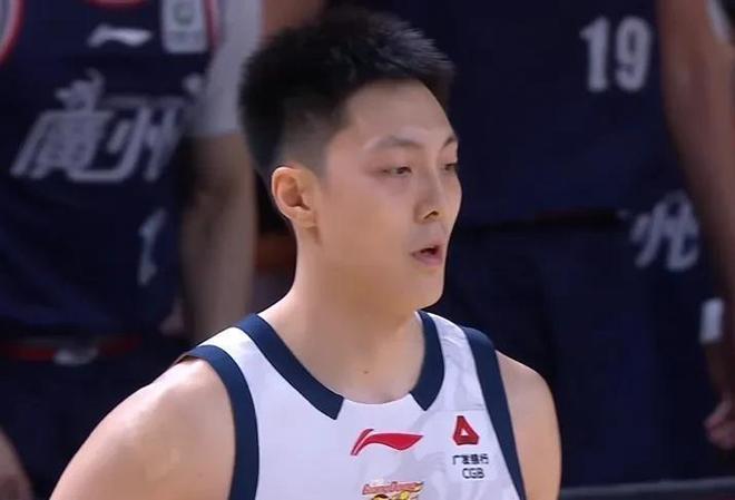 詹姆斯高尔夫事件无后续?刘翔纪录被质疑,虎扑热帖太敢问