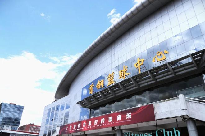 太丝滑!上海男篮外援弗格活动现场一套“中文”连招引爆全场