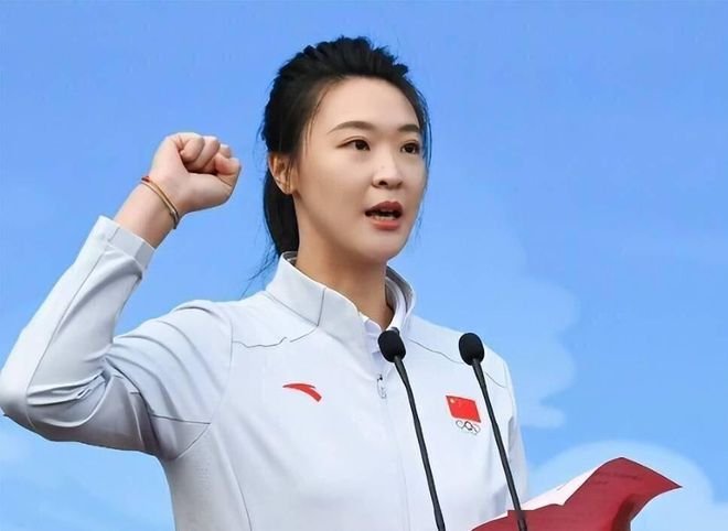 记者:詹姆斯一直以来都有意和字母哥并肩作战