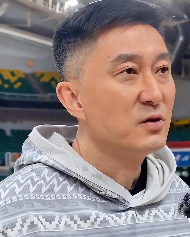 资格赛黑马杀入女单决赛!曾“零封”郑钦文,创法网新历史