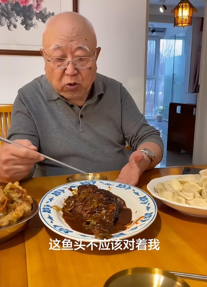喜讯！他是上港近三年本土最成功的后腰引援，已在中超站稳脚跟