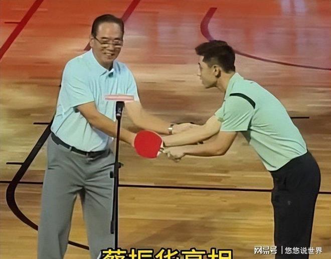 又美又能打!中国女排18岁1米96新星闪耀:小赵蕊蕊变赵勇新利器