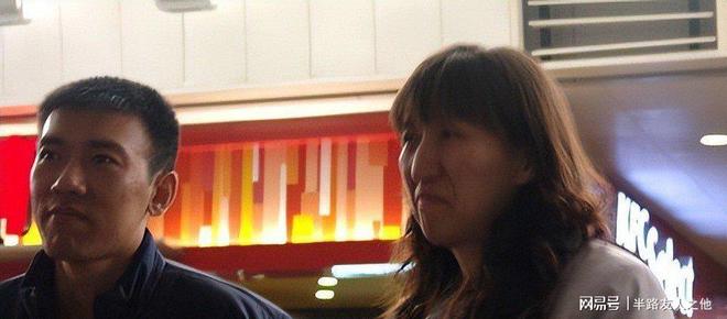 傅首尔前夫发文痛斥网红“留几手”,力挺前妻:是我最佩服的女性之一