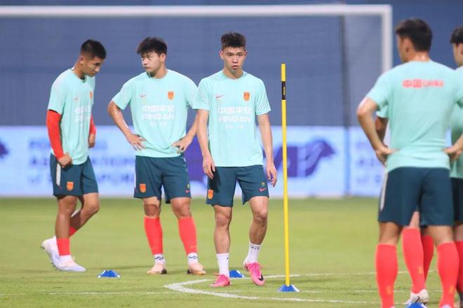 31年最差格局!国乒男队陷低谷,王励勤面露难色,唯有这三策方能重生