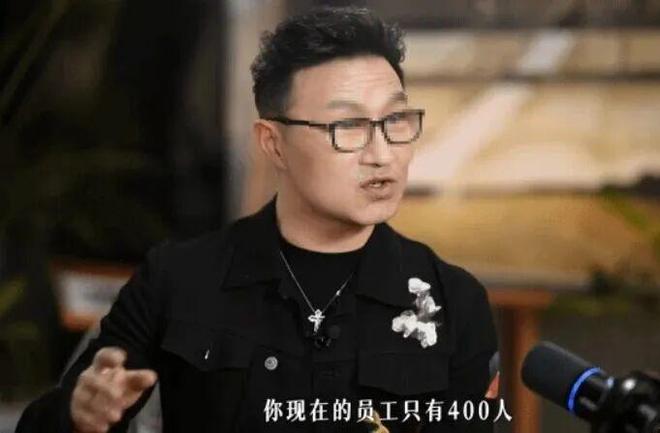 保命!游泳时绝对不要穿的颜色!买泳衣时,当我掏出这张救命的图……
