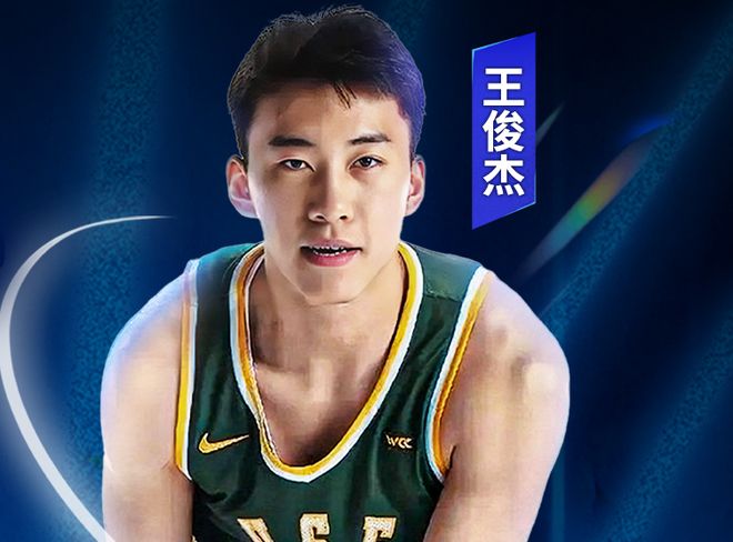 宫鲁鸣回应李月汝缺席世界杯:内线实力减了不少分