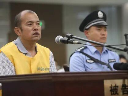 凯恩73球、亚马尔19岁双冠、罗德里王者归来,金球奖该给谁?