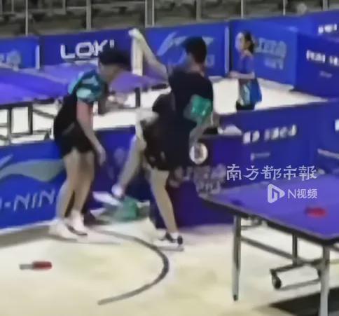 快攻打法中的“泰拳”流:泰国新秀帕尼查蓬的技术赏析