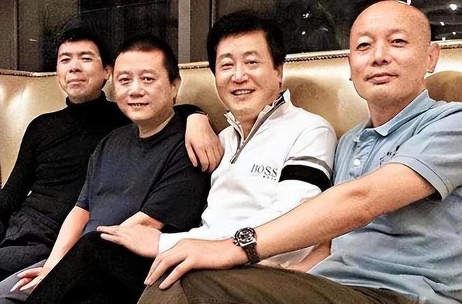 老公35岁一级建造师失业半年零收入,曾经还是项目经理,家庭重压之下,妻子索性提出离婚