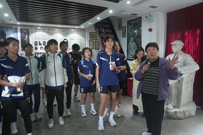 上海4冠外援弗格离队,多支球队有意签下;杜锋爱徒被山东队放弃