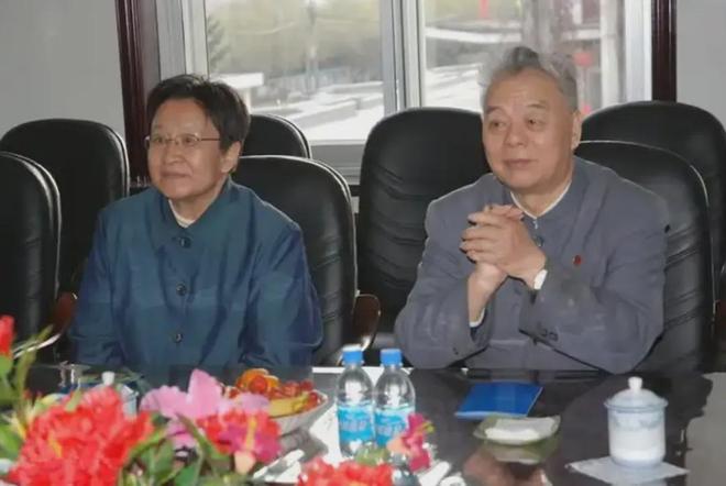 杨毅：不管是杨鸣，还是杜锋，都不会接手男篮