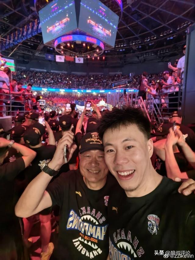 斯卡洛尼:我们很幸运,对方有人被罚下后我们才得以大举进攻