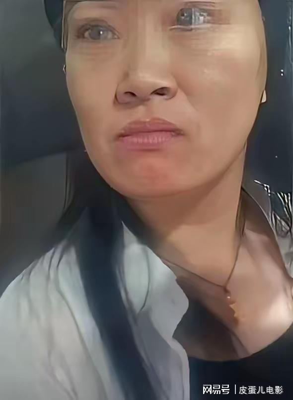 “SHE”成员Selina任家萱近况曝光，体重超160斤，社交账号已经停止使用半年以上