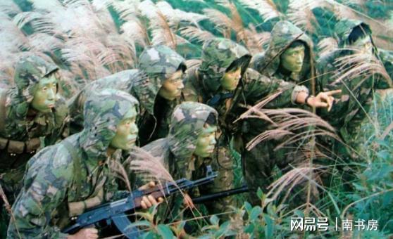 绿茵盛夏逐梦想,全民赛场“哈扎劲”!哈扎劲杯4V4足球争霸赛圆满举行